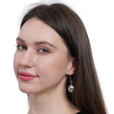 Boucles d’oreilles style boule à facettes pour déguisement disco | jourdefete.com Boucles d’oreilles style boule à facettes pour déguisement disco | jourdefete.com