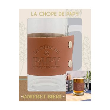 Coffret chope de bière La Bière de Papy avec manchon en cuir pour grand-père | jourdefete.com Coffret chope de bière La Bière de Papy avec manchon en cuir pour grand-père | jourdefete.com