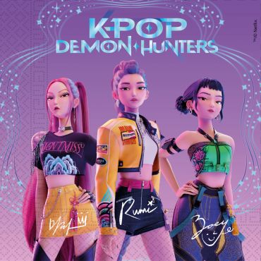Serviettes anniversaire enfant KPop Demon Hunters violettes et roses 33x33 cm | jourdefete.com Serviettes anniversaire enfant KPop Demon Hunters violettes et roses 33x33 cm | jourdefete.com