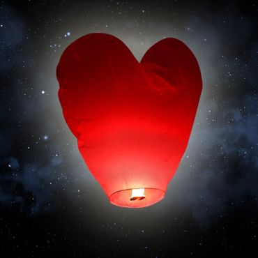 Lanterne volante "coeur" - Rouge Lanterne volante "coeur" - Rouge