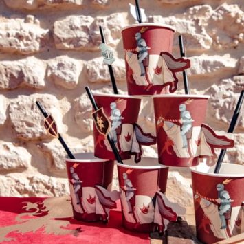 8 Gobelets Carton - Collection Chevalier Bordeaux